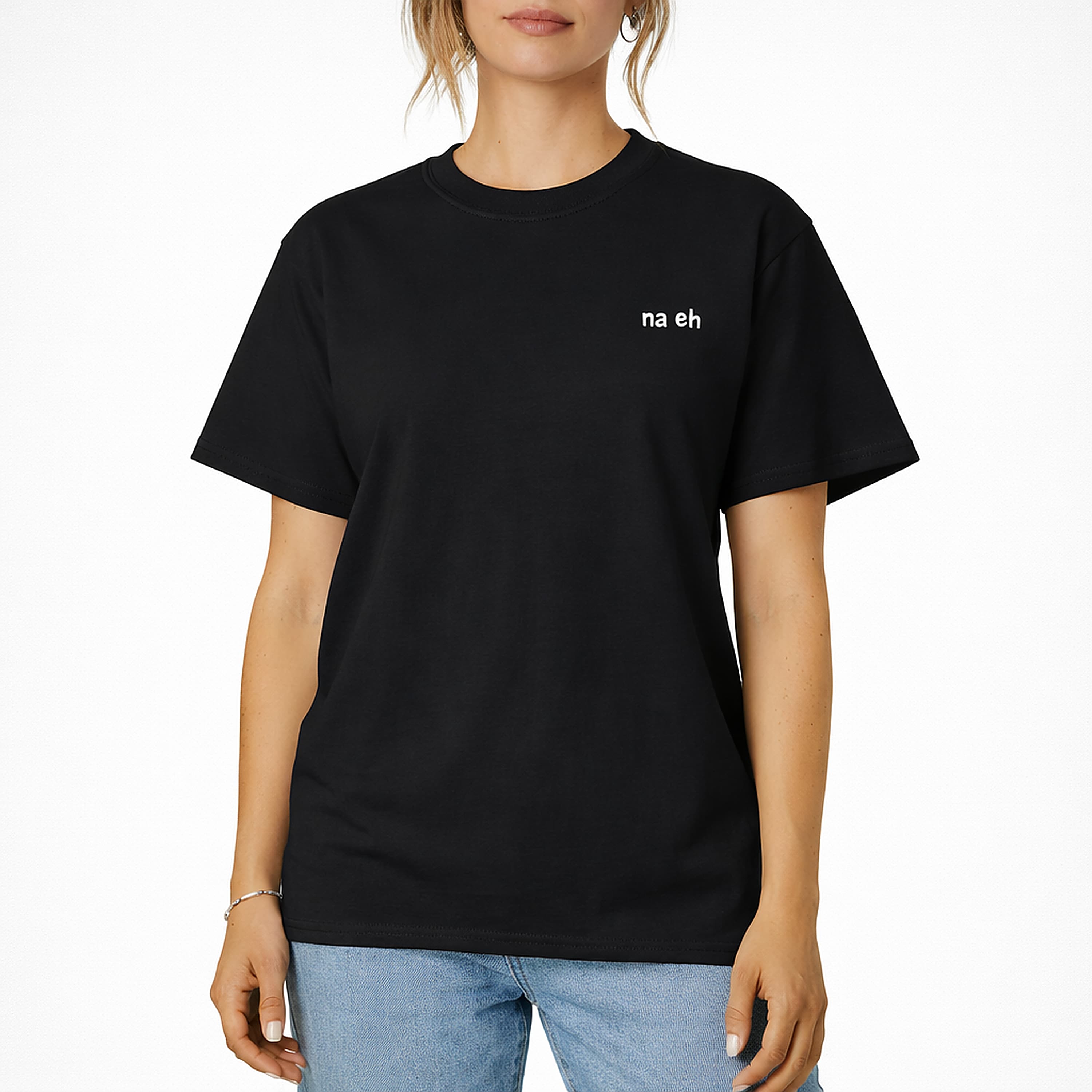 Oversized T-Shirt mit na eh Logo vorne für Damen und Herren - Streetwear-Style.