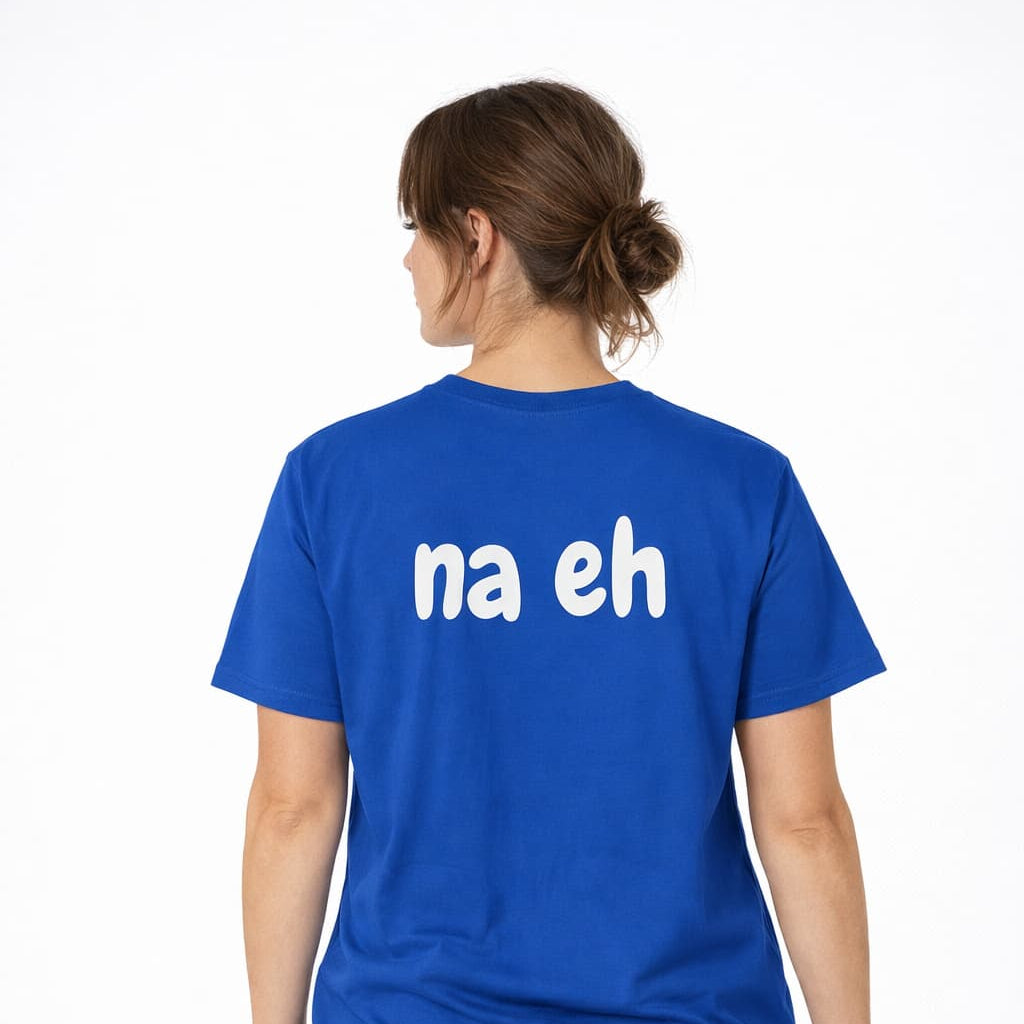 Oversized blaues T-Shirt "na eh" für Damen und Herren - Streetwear-Style.